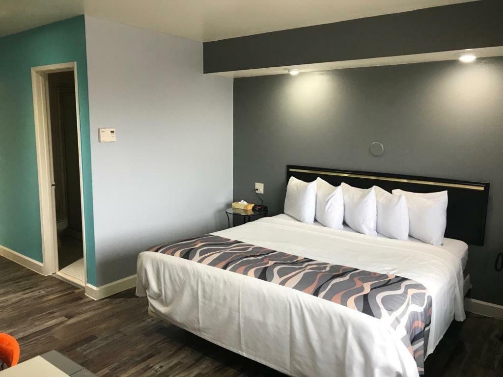 Hotel Valued Madison